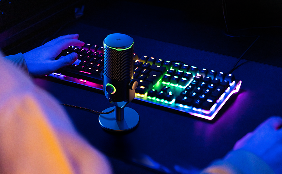 JBL Quantum Stream Studio | Hochwertiges USB-Mikrofon mit vier ...